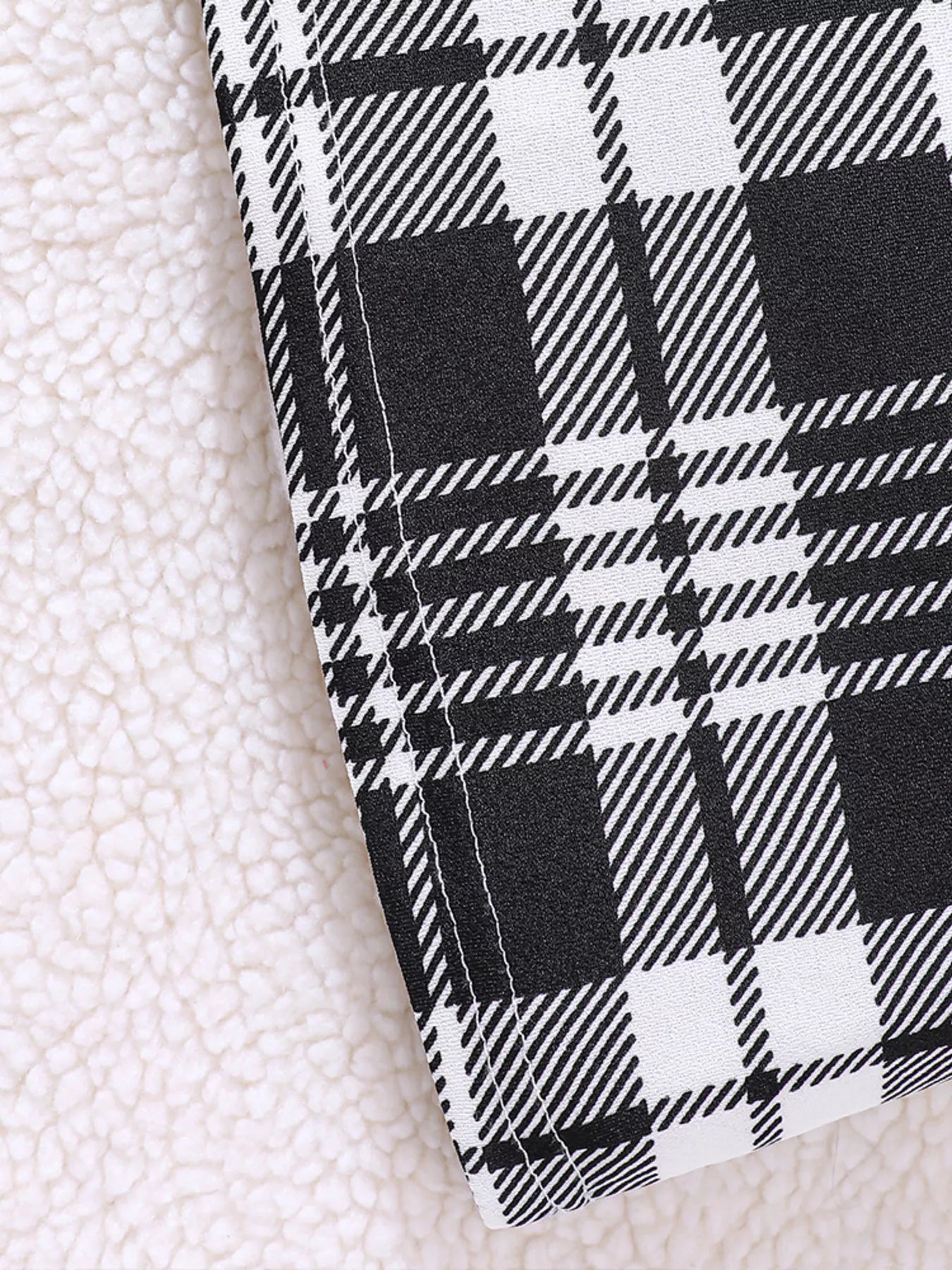 1a01546e06c14e24bc0bd09305c05fdd-Max-Origin