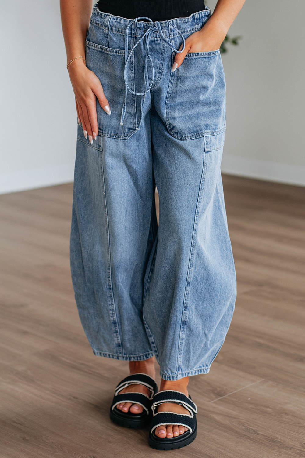 Myosotis Large Patch Pocket Drawstring Paperbag Waist Barrel Jeans